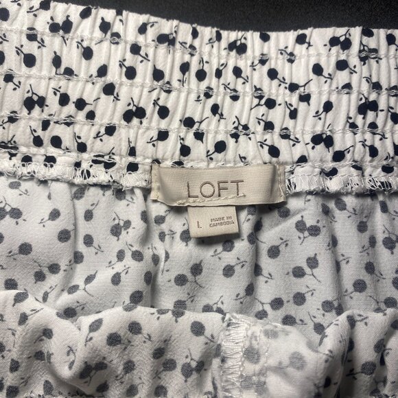 Loft Ann Taylor Black White Cherries Midi Skirt L Pull-On Front Split A-Line EUC - Picture 4 of 8